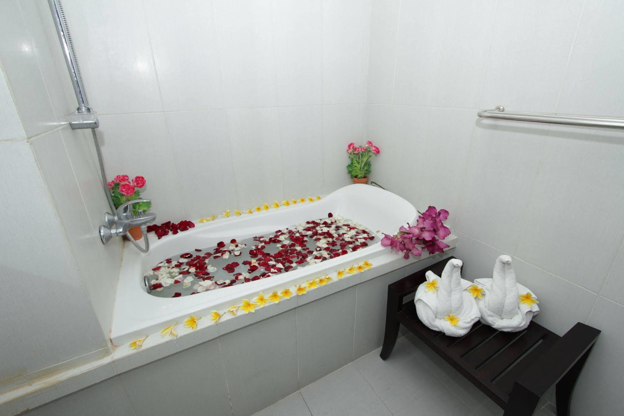 Legian Gosyen Hotel מראה חיצוני תמונה